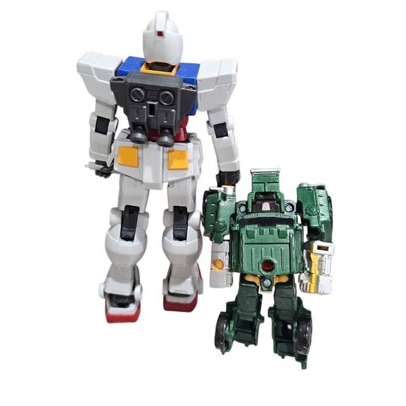 2 transformers bundle Gundam and Brawn as is - Picture 3 of 4
